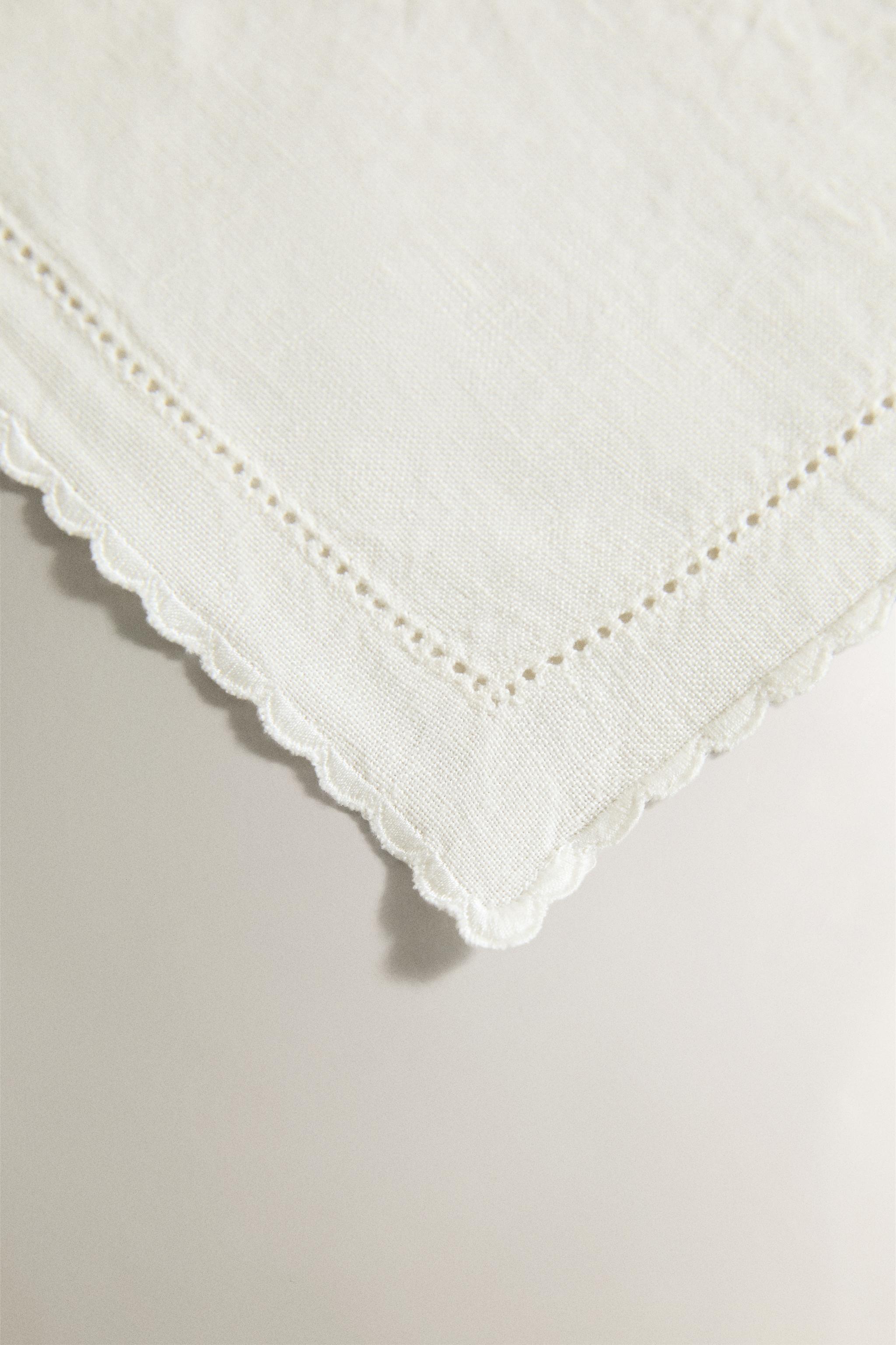 EMBROIDERED LINEN BORDER TOWEL